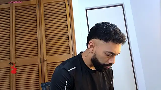 Blade millerr online show from 27, 5, 2026