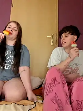 BellaHoneyy online show from 25, 5, 2026