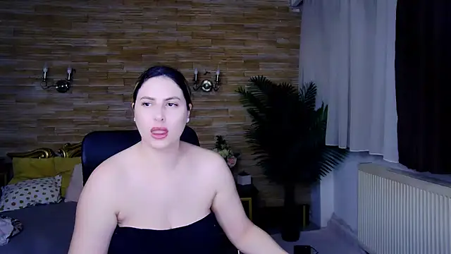 MiraHaze online show from 5, 3, 2025