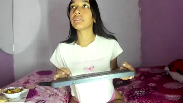 Teenssweet18 online show from 1, 6, 2026