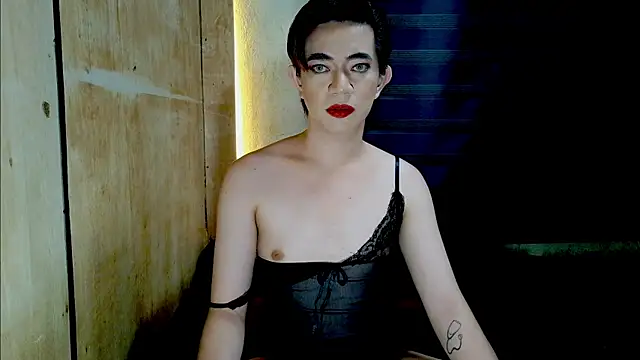 Snapshot of Pretty_Bug chatting on 28, 5, 2026 Pretty Bug online show from 28, 5, 2026