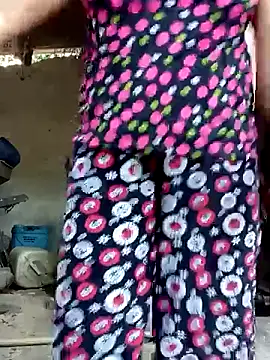 Snapshot of Bong_sexy chatting on 26, 5, 2026 Bong sexy online show from 26, 5, 2026