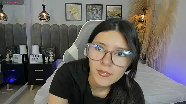 amber hill   online show from 26, 5, 2026