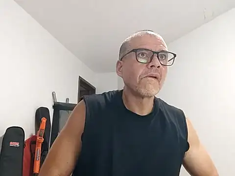 Gaceru01006 online show from 10, 7, 2026
