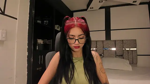 Snapshot of Nezukoo_1 chatting on 26, 5, 2026 Nezukoo 1 online show from 26, 5, 2026