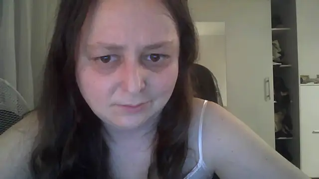 TaylorLovely online show from 10, 7, 2026