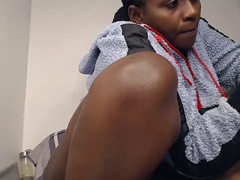 Snapshot of irreplaceable_ebony chatting on 31, 5, 2026 irreplaceable ebony online show from 31, 5, 2026