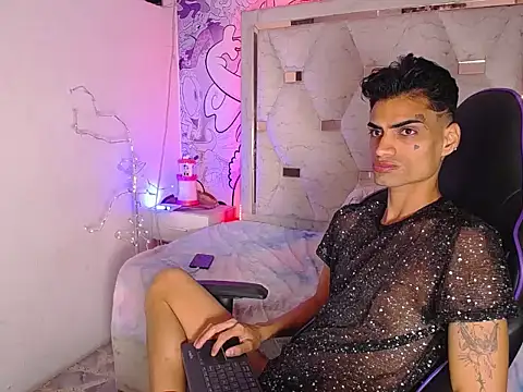 Snapshot of Liam_bedoya chatting on 25, 5, 2026 Liam bedoya online show from 25, 5, 2026