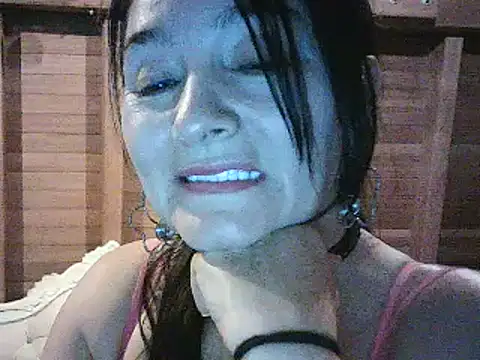 Anlly garcia002 online show from 29, 5, 2026