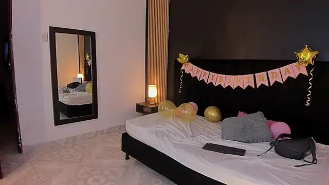 twodolls18 online show from 30, 5, 2026