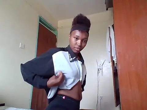 ebonysylvia online show from 28, 5, 2026