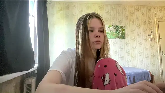 Snapshot of SusanaLeichty chatting on 13, 7, 2026 SusanaLeichty online show from 13, 7, 2026