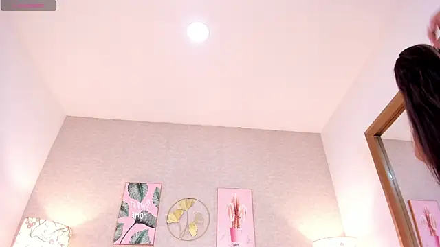 natalie fox   online show from 27, 6, 2026