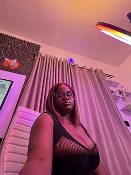 Snapshot of CasadelRe chatting on 27, 5, 2026 CasadelRe online show from 27, 5, 2026