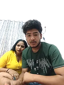 Snapshot of Hotshot_Love chatting on 25, 6, 2026 Hotshot Love online show from 25, 6, 2026