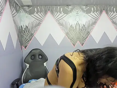 Snapshot of AuroraGreyy chatting on 27, 5, 2026 AuroraGreyy online show from 27, 5, 2026