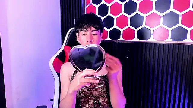 SantyFoxxs online show from 6, 6, 2026