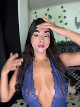 BellaRicciX X online show from 25, 5, 2026