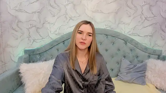 RoxyReignn online show from 27, 5, 2026