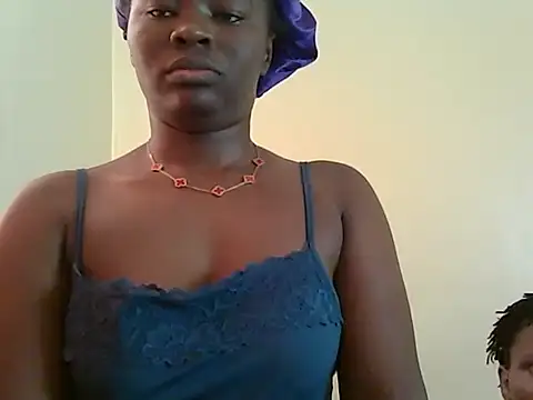 Snapshot of roziebeauty chatting on 9, 7, 2026 roziebeauty online show from 9, 7, 2026