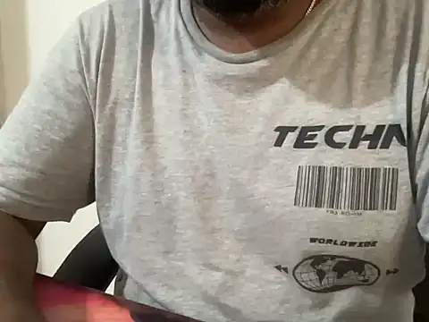 Snapshot of incestfukcerr chatting on 9, 8, 2026 incestfukcerr online show from 9, 8, 2026