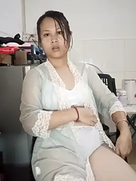 Snapshot of qiyan--mei chatting on 2, 6, 2026 qiyan--mei online show from 2, 6, 2026