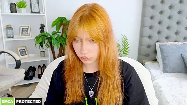 Fleur Fox online show from 16, 7, 2026
