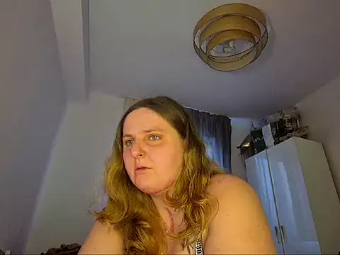 Snapshot of JessicaBake chatting on 14, 6, 2026 JessicaBake online show from 14, 6, 2026