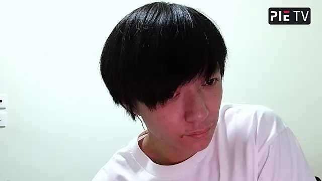 Snapshot of pie-001 chatting on 13, 6, 2026 pie-001 online show from 13, 6, 2026