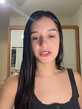 Snapshot of julhya_duarte chatting on 27, 5, 2026 julhya duarte online show from 27, 5, 2026