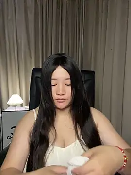 Snapshot of Luckysisi-s chatting on 31, 5, 2026 Luckysisi-s online show from 31, 5, 2026