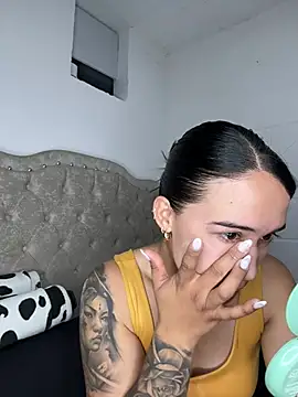 DaniRivers  online show from 2, 7, 2026