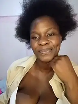 curvyperry online show from 14, 7, 2026