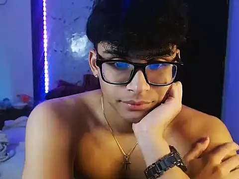 Snapshot of Mr_yisuzz chatting on 30, 5, 2026 Mr yisuzz online show from 30, 5, 2026