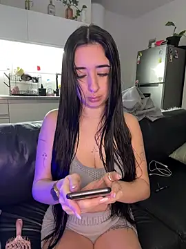 Snapshot of Belindapradez chatting on 28, 5, 2026 Belindapradez online show from 28, 5, 2026
