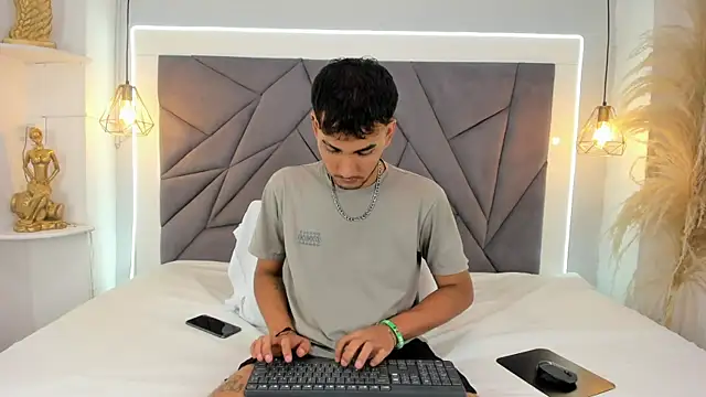 Snapshot of LiamBlake_ chatting on 26, 6, 2026 LiamBlake online show from 26, 6, 2026