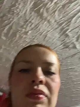 LuciiaMiller online show from 4, 8, 2026