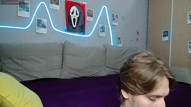 Modest bitch online show from 31, 5, 2026