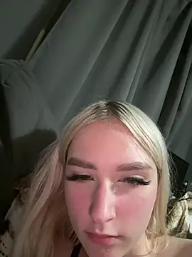 lisacryss3 online show from 31, 5, 2026