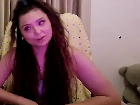 Snapshot of Lola_Creolla chatting on 28, 5, 2026 Lola Creolla online show from 28, 5, 2026
