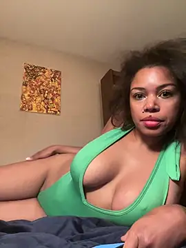 Snapshot of andera_horn chatting on 5, 6, 2026 andera horn online show from 5, 6, 2026