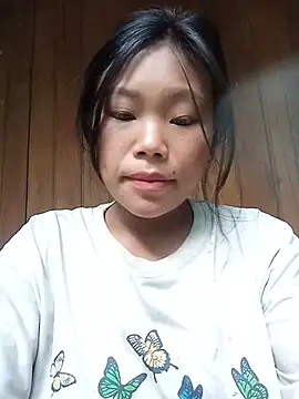 Snapshot of Nhinhi_su chatting on 25, 7, 2026 Nhinhi su online show from 25, 7, 2026