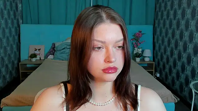 Maya-Mimi online show from 13, 6, 2026