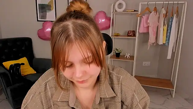 Snapshot of Jessica_West_ chatting on 2, 6, 2026 Jessica West online show from 2, 6, 2026