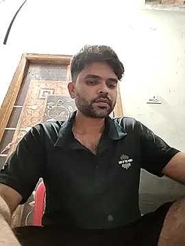 Snapshot of saddyboyforU chatting on 30, 5, 2026 saddyboyforU online show from 30, 5, 2026