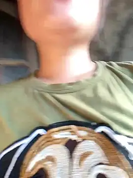 Snapshot of Luna-mi chatting on 1, 6, 2026 Luna-mi online show from 1, 6, 2026