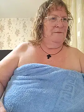 Snapshot of Sweet19-68 chatting on 1, 7, 2026 Sweet19-68 online show from 1, 7, 2026