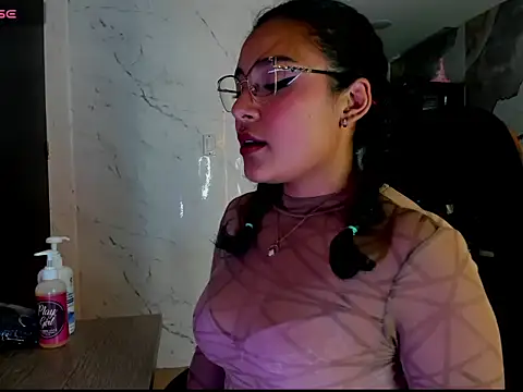 Snapshot of Taylor_tf chatting on 1, 6, 2026 Taylor tf online show from 1, 6, 2026