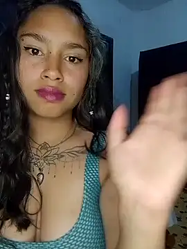 Snapshot of Evangeline_Salas chatting on 31, 5, 2026 Evangeline Salas online show from 31, 5, 2026