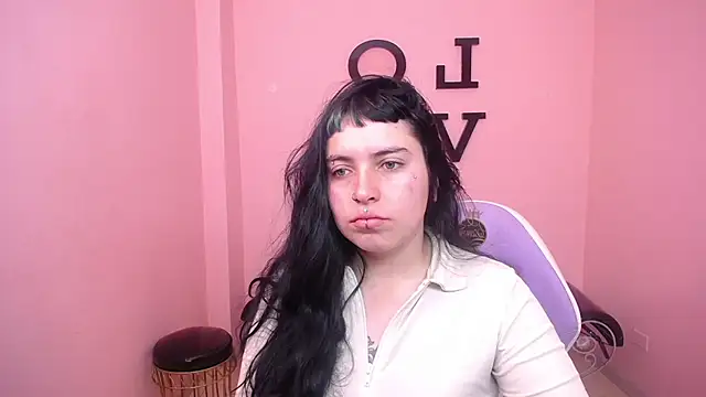 Snapshot of _sofia_smth_xx chatting on 6, 7, 2026 sofia smth xx online show from 6, 7, 2026